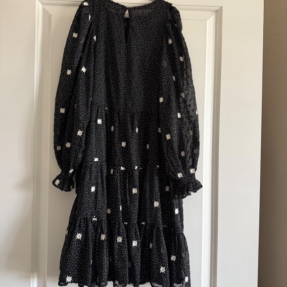 Zara Girl's Swiss Dot Embroidered Flowers Dress size 10 - Picture 3 of 11